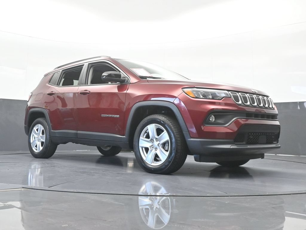 Used 2022 Jeep Compass Latitude AWD/4WD image 56