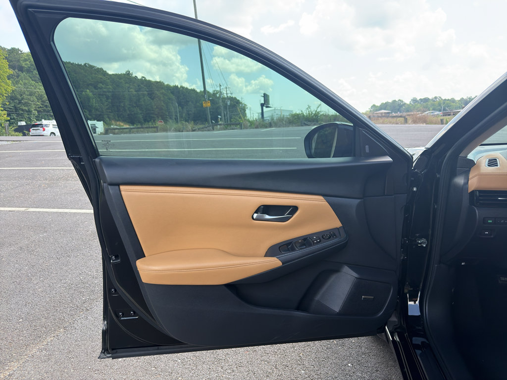 Certified 2024 Nissan Sentra SV w/ SV Premium Package FWD image 9