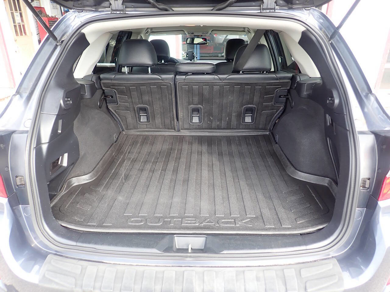 Used 2016 Subaru Outback 2.5i Premium image 21