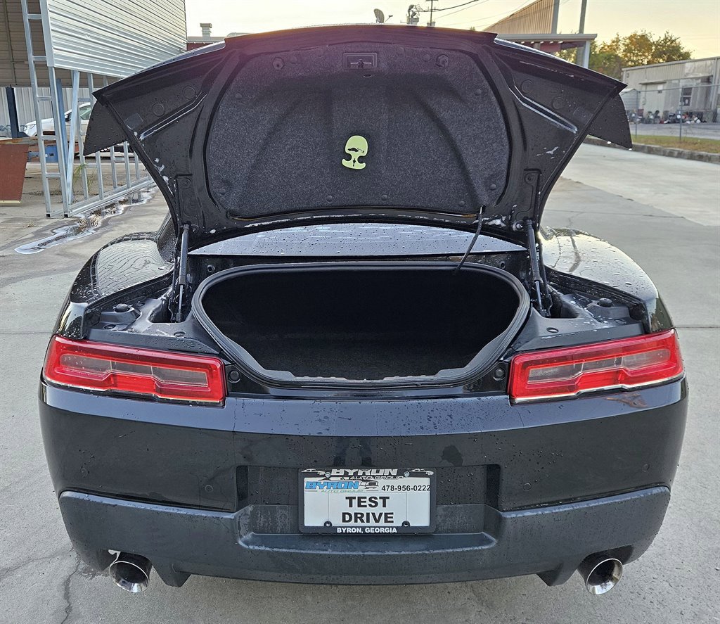 Used 2015 Chevrolet Camaro LT w/ RS Package image 10