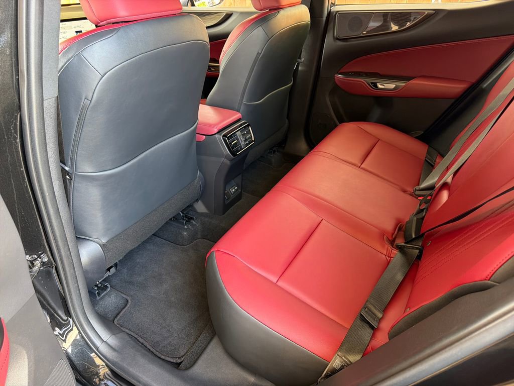 Used 2025 Lexus NX 250 FWD w/ Towing Package (2000 Lbs) image 31