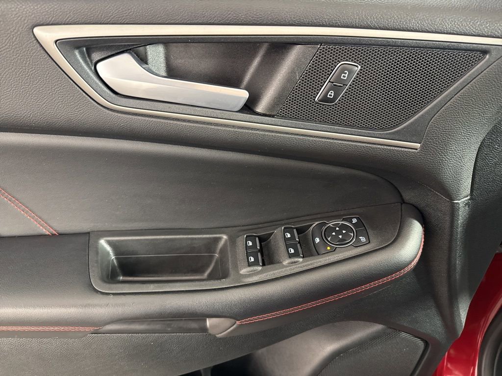 Used 2023 Ford Edge ST-Line AWD/4WD image 21