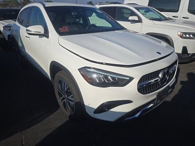 Used 2025 Mercedes-Benz GLA 250 4MATIC w/ Winter Package