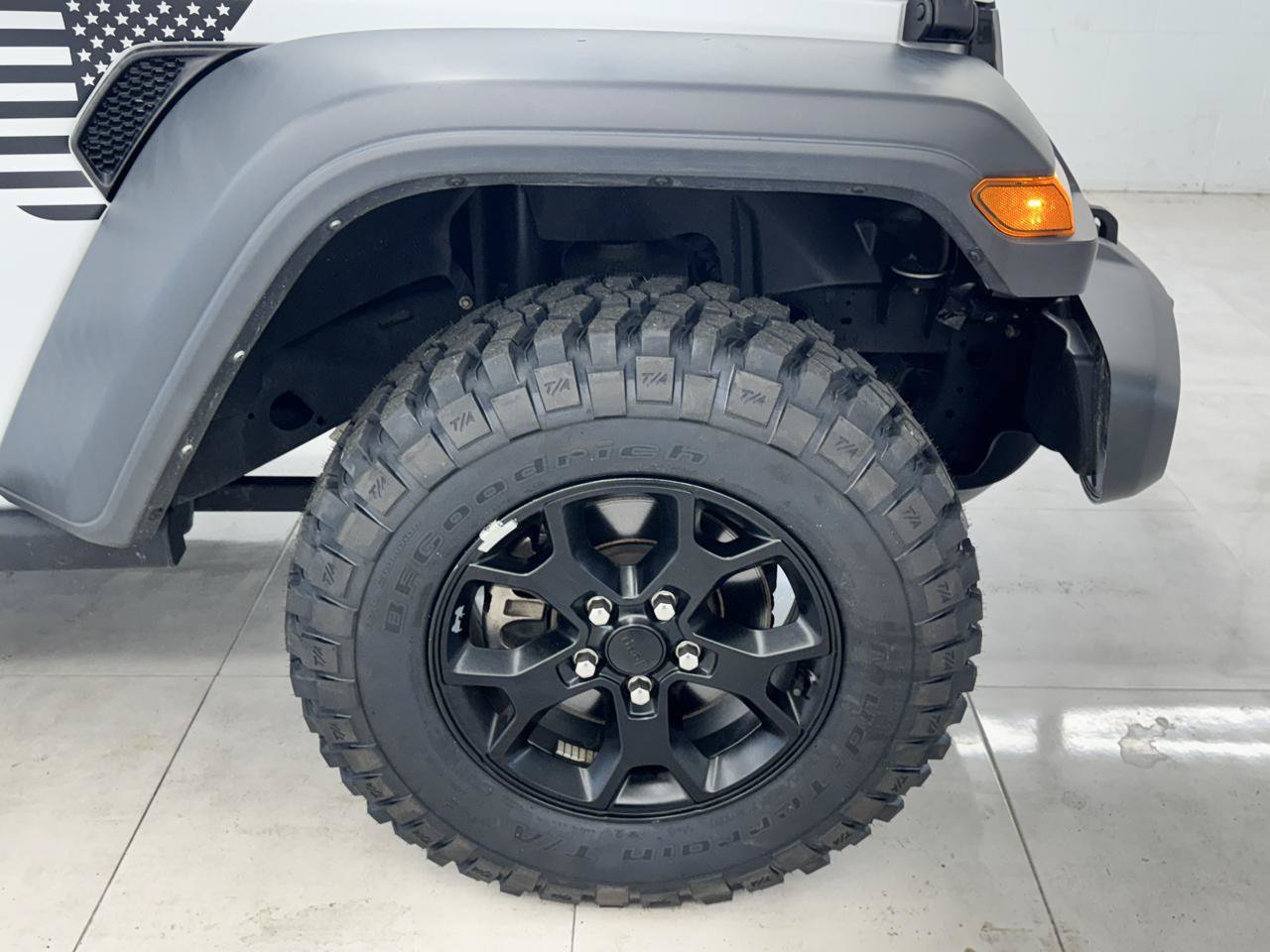 Used 2021 Jeep Wrangler Sport AWD/4WD image 28