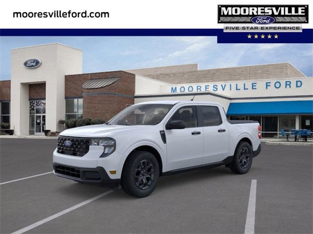 New 2025 Ford Maverick XLT w/ Equipment Group 302A