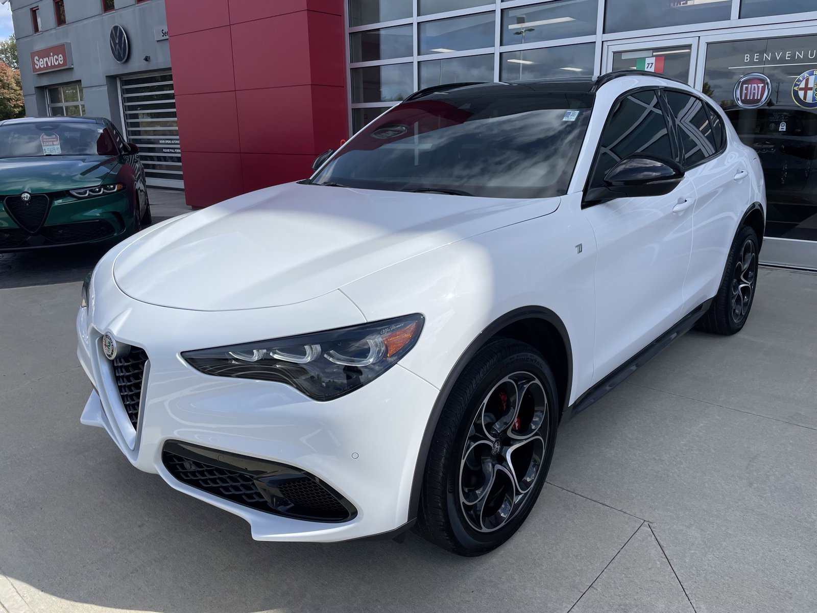 Used 2024 Alfa Romeo Stelvio Ti w/ Active Assist Plus Package image 3