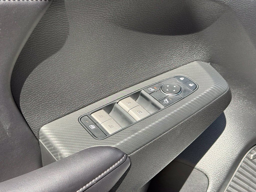New 2026 Mitsubishi Outlander LE FWD image 34