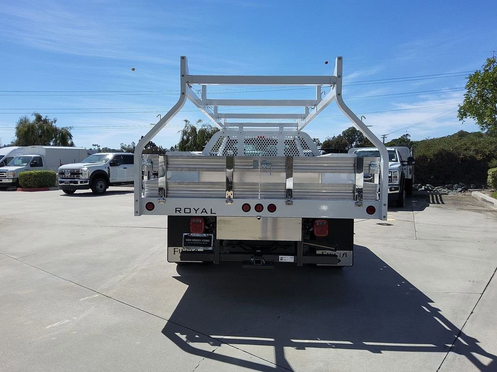 New 2025 Ford F550 2WD Regular Cab Super Duty image 25