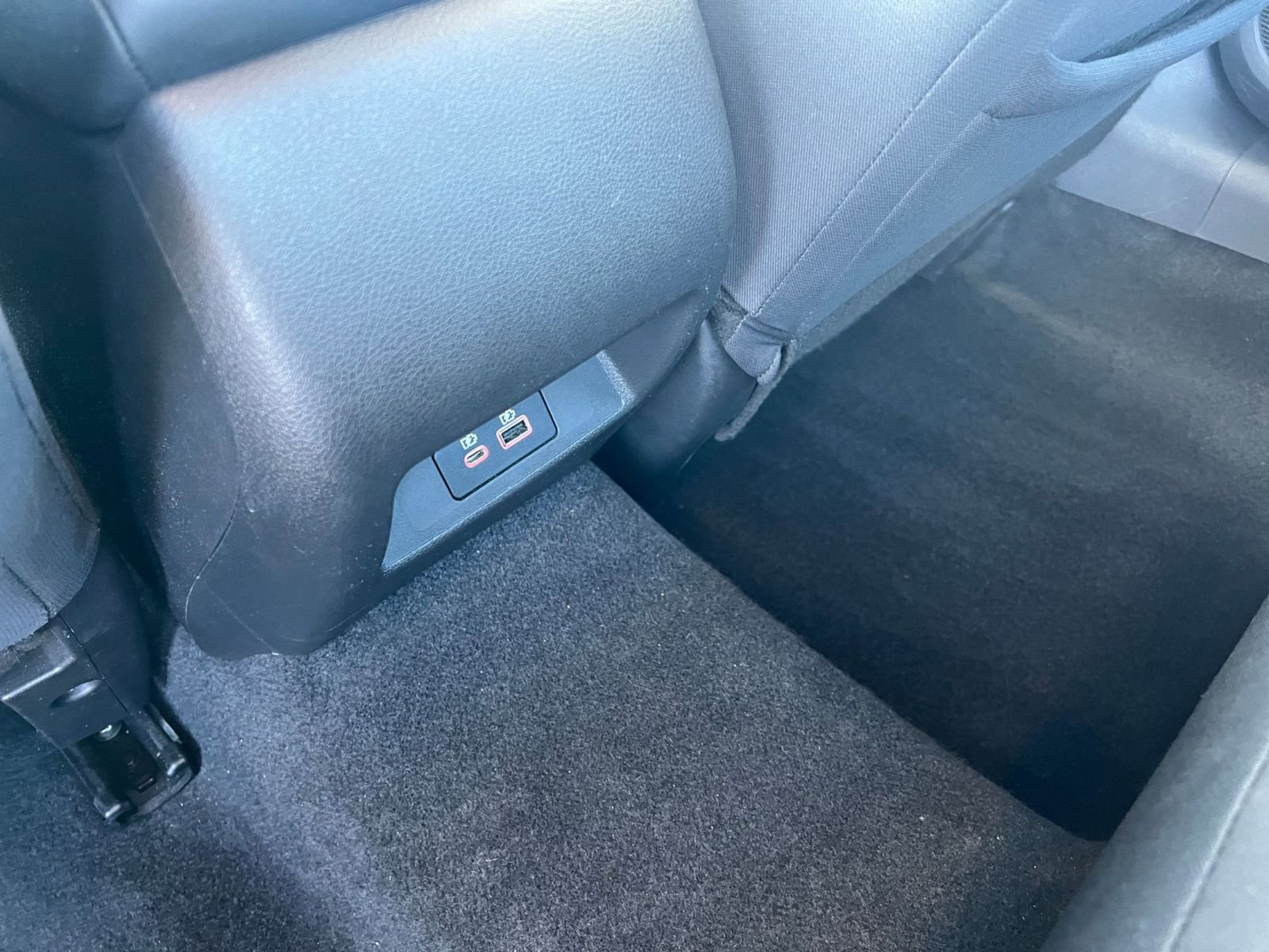 Used 2025 Nissan Altima 2.5 SV image 23