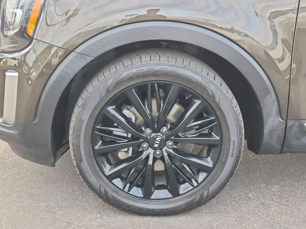 Used 2020 Kia Telluride SX w/ Towing Package FWD image 34