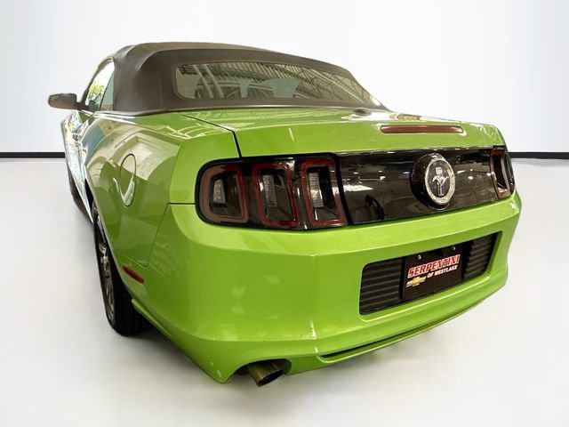 Used 2014 Ford Mustang Premium RWD image 8