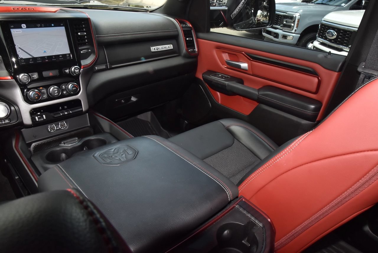 Used 2024 RAM 1500 Rebel AWD/4WD image 17