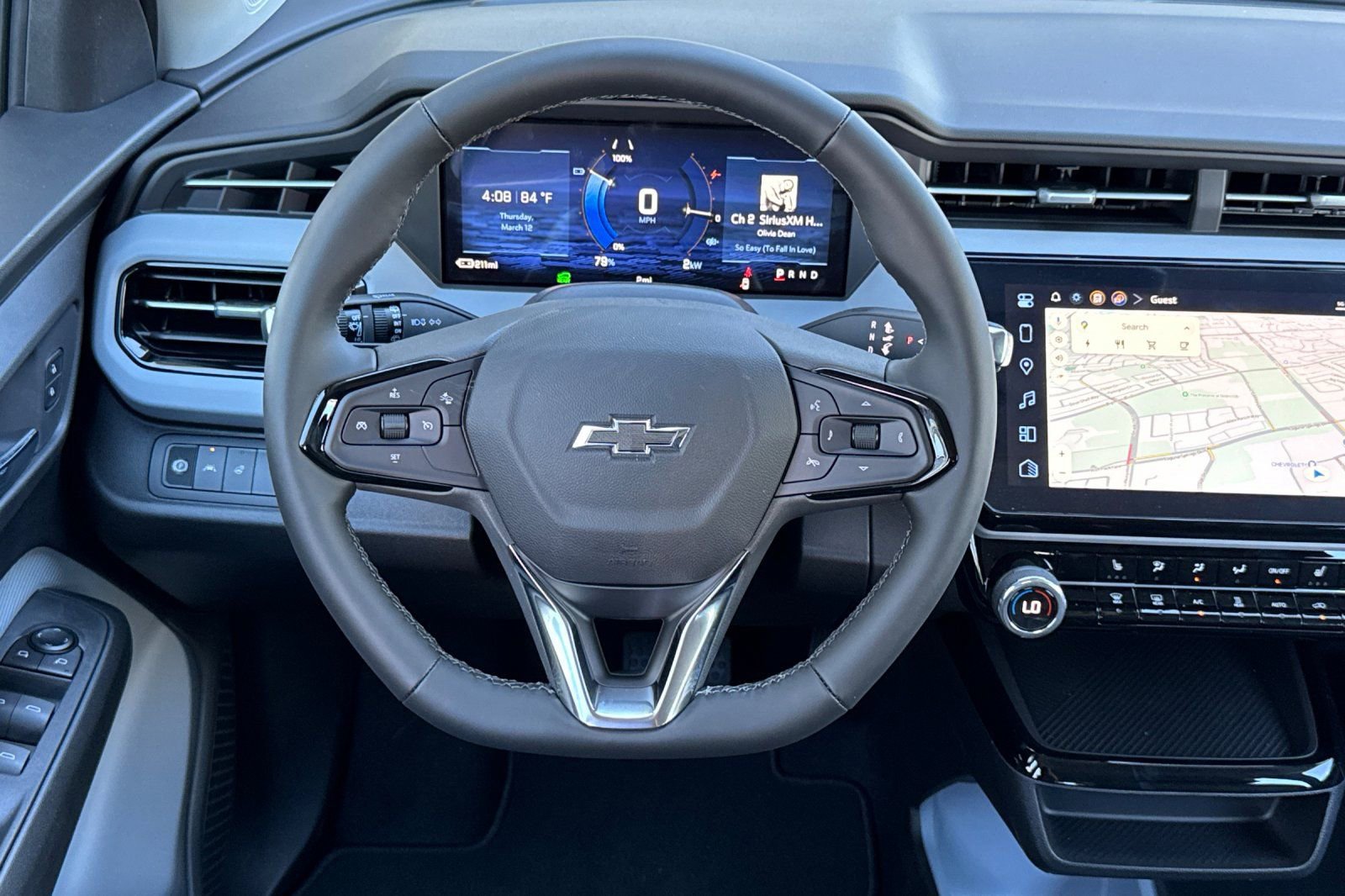 New 2027 Chevrolet Bolt LT w/ Comfort Package image 13