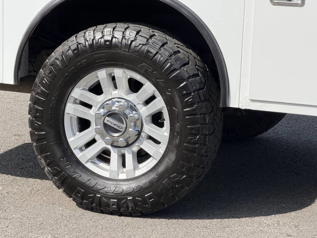 Used 2018 Ford F250 XLT w/ XLT Value Package AWD/4WD image 17