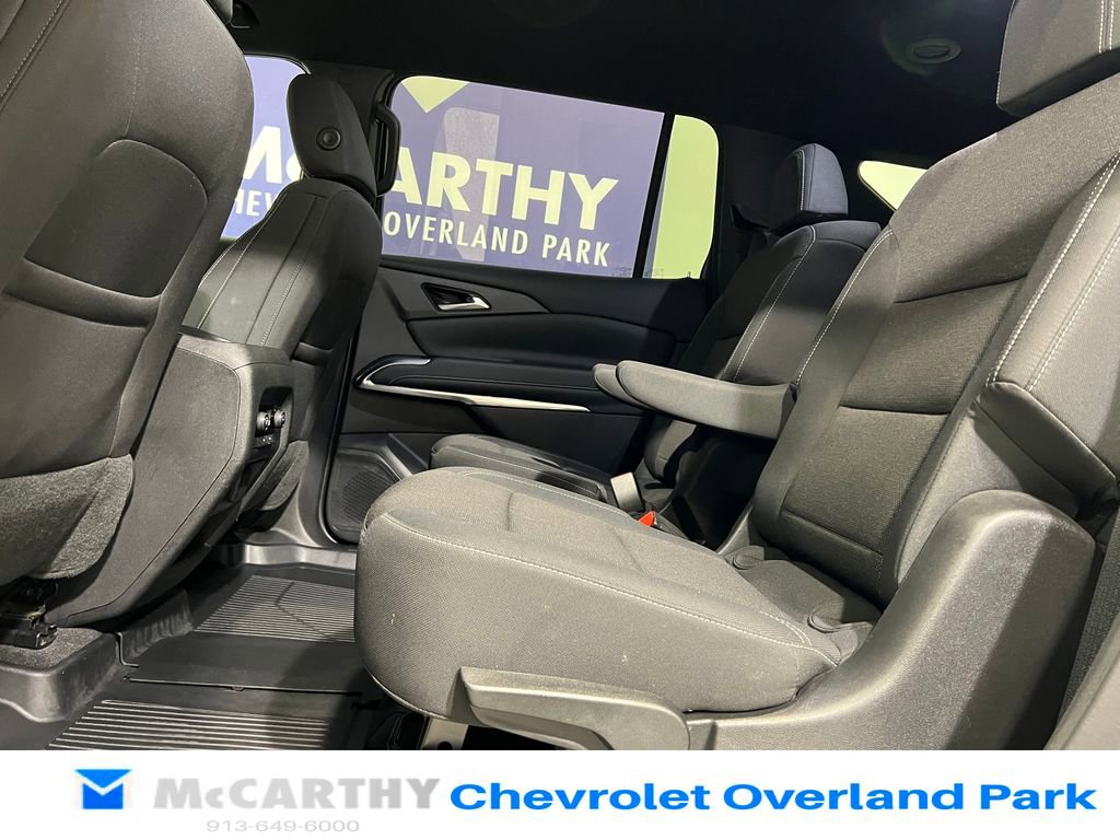 Used 2024 Chevrolet Traverse LT w/ LPO, Floor Liner Package FWD image 24