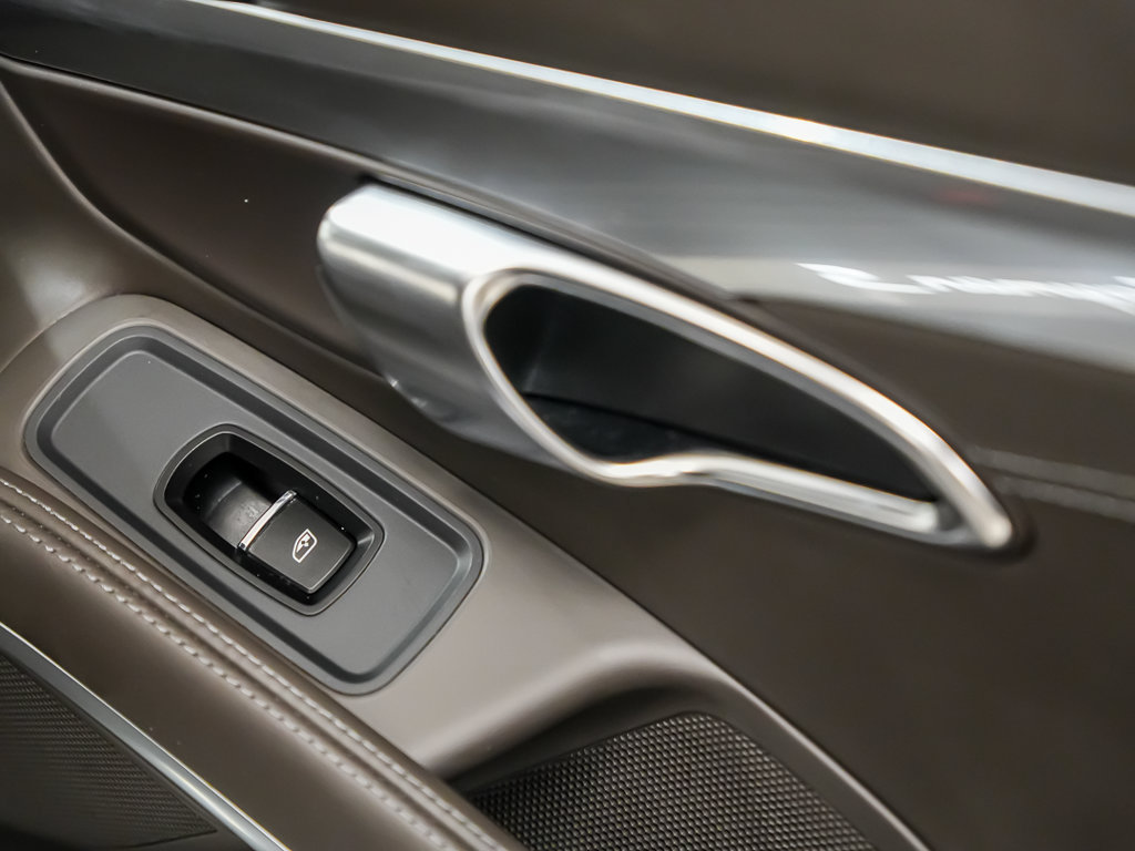 Used 2024 Porsche 718 Cayman S RWD image 17