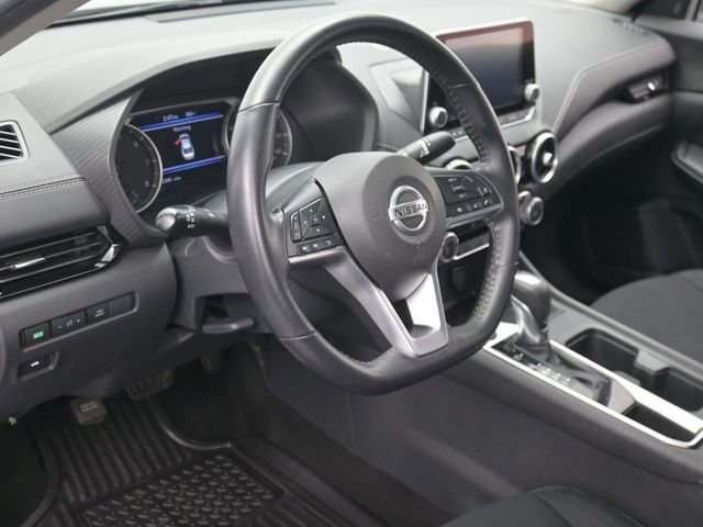 Used 2022 Nissan Sentra SV w/ Lighting Package image 15