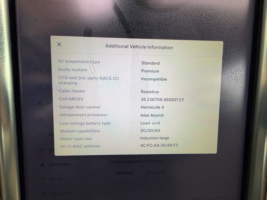 Used 2013 Tesla Model S Performance RWD image 22