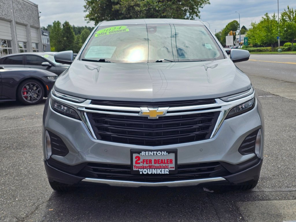 Used 2024 Chevrolet Equinox LT AWD/4WD image 2