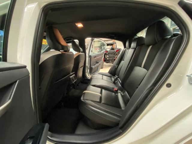 Used 2025 Toyota Camry SE FWD image 12