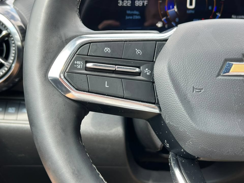 Used 2025 Chevrolet Equinox LT w/ Convenience Package II AWD/4WD image 18