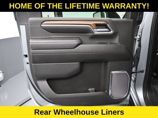 Used 2024 Chevrolet Silverado 3500 High Country w/ Technology Package AWD/4WD image 41