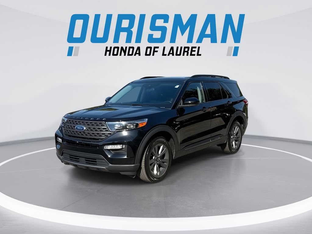 Used 2022 Ford Explorer XLT w/ Equipment Group 202A AWD/4WD image 4