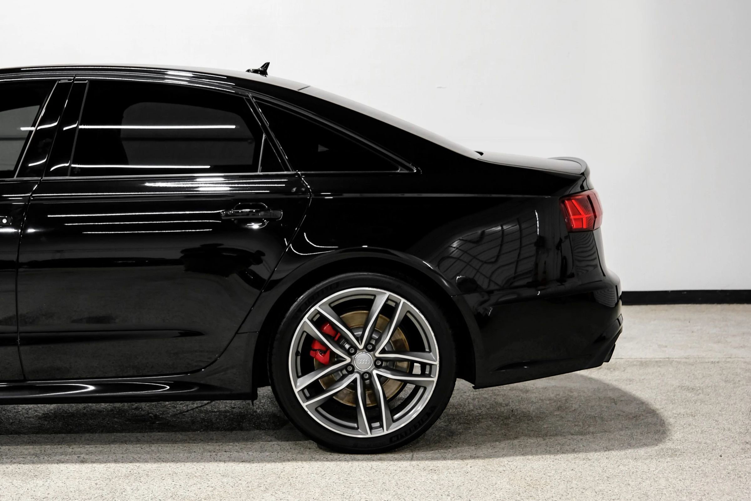 Used 2018 Audi S6 Premium Plus w/ S Sport Package AWD/4WD image 11