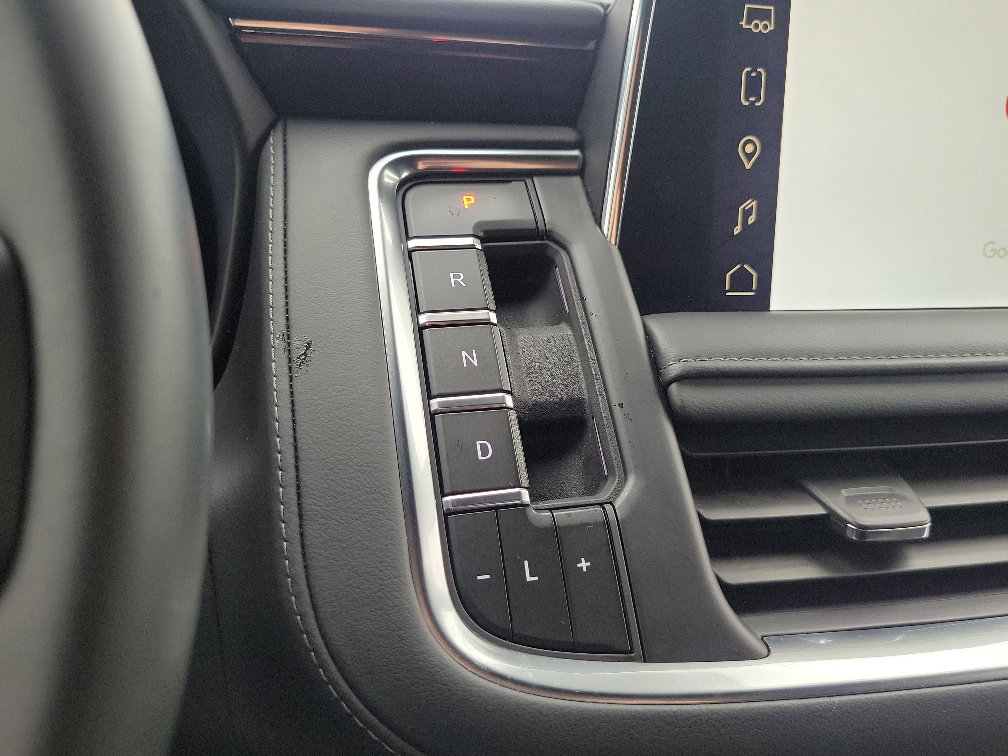 Used 2023 GMC Yukon SLE w/ Gmc Pro Safety Plus Package image 27