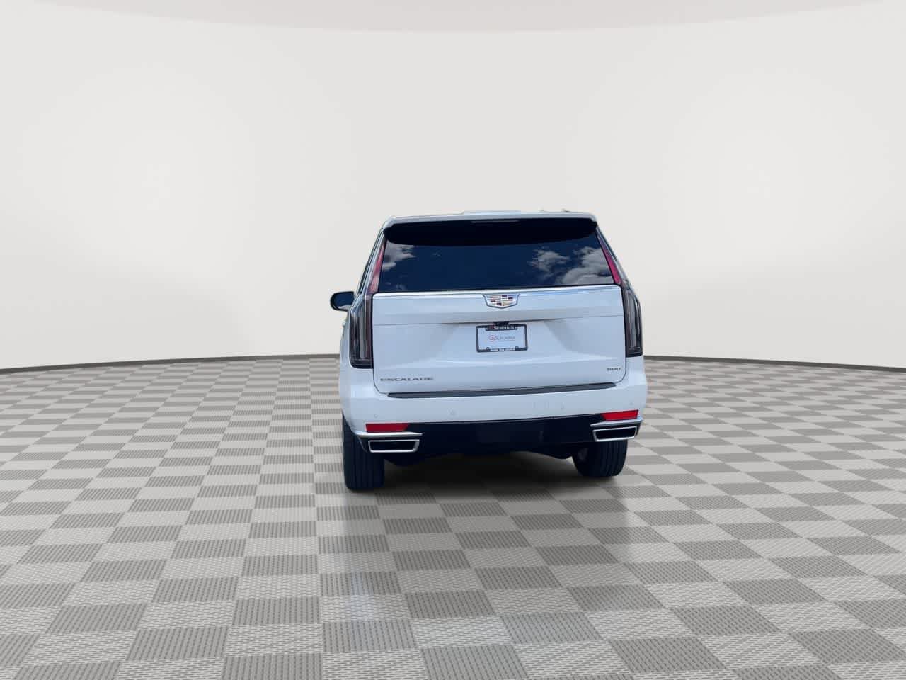 Used 2023 Cadillac Escalade ESV Premium Luxury w/ LPO, Floor Liner Package AWD/4WD image 7