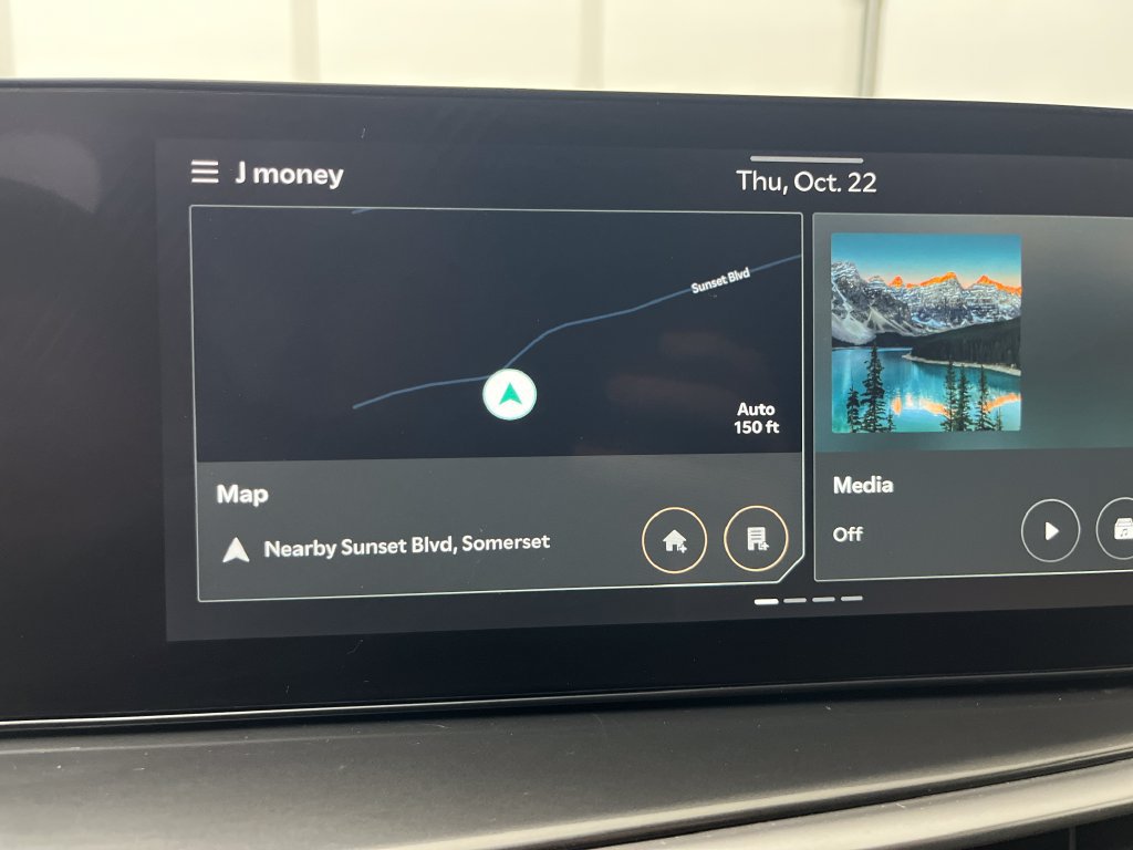 Used 2025 Kia Sorento S w/ Panoramic Sunroof Package FWD image 20