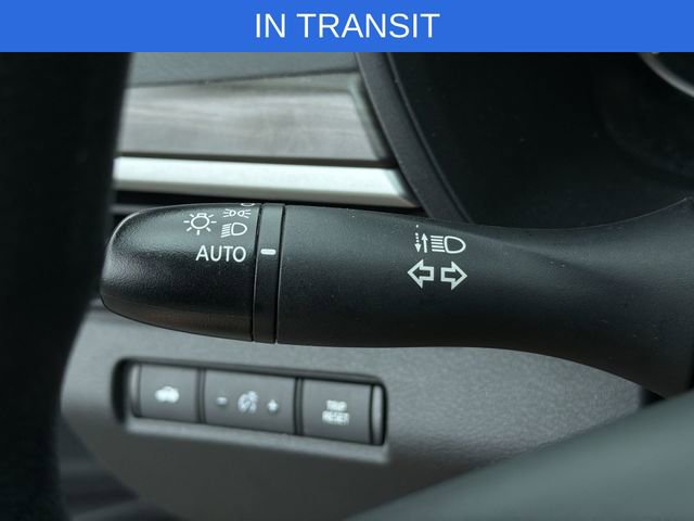 Used 2024 Nissan Altima 2.5 SV FWD image 32