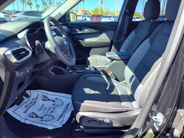 Used 2023 Chevrolet TrailBlazer LT image 6