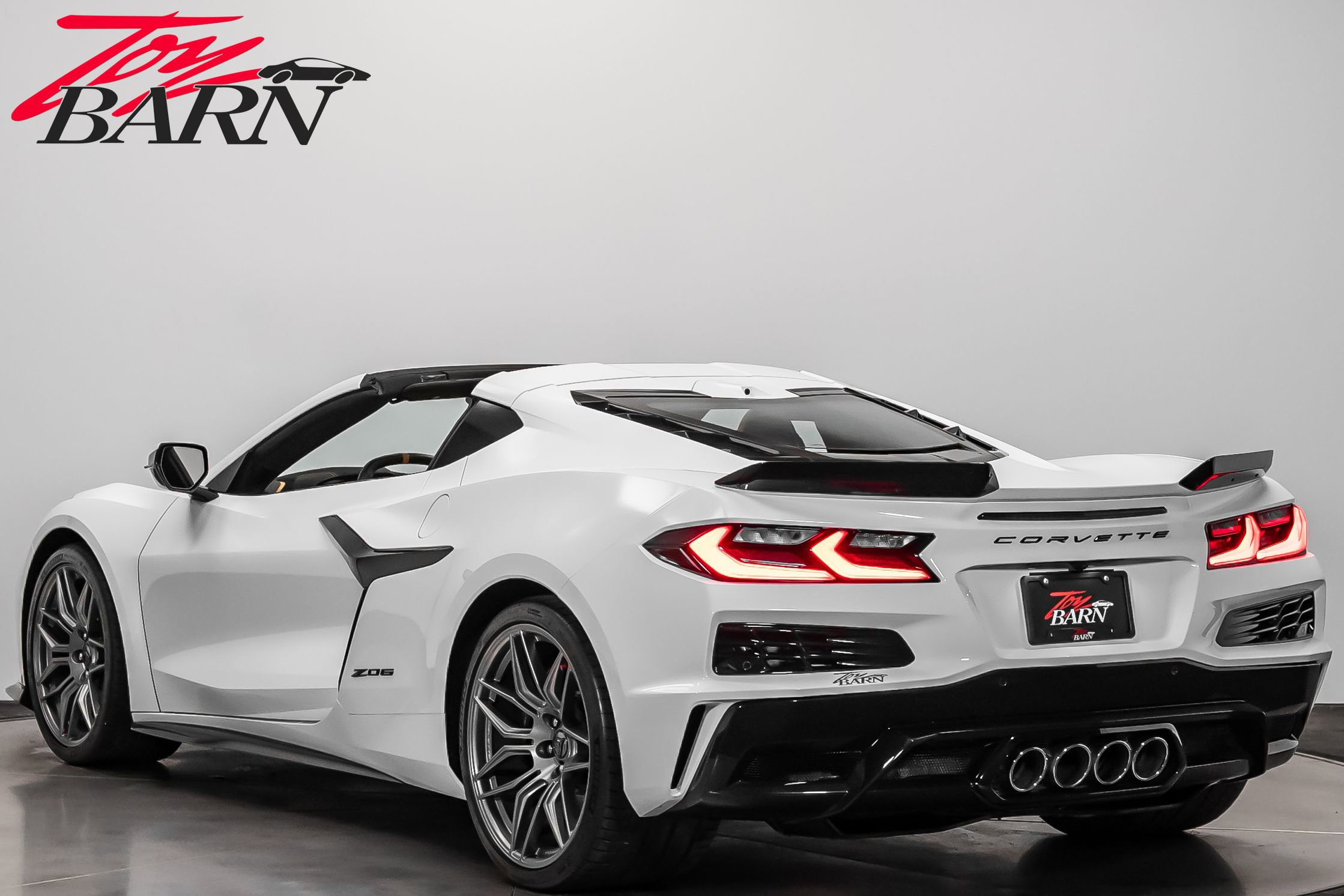 Used 2023 Chevrolet Corvette Z06 w/ Engine Appearance Package image 3