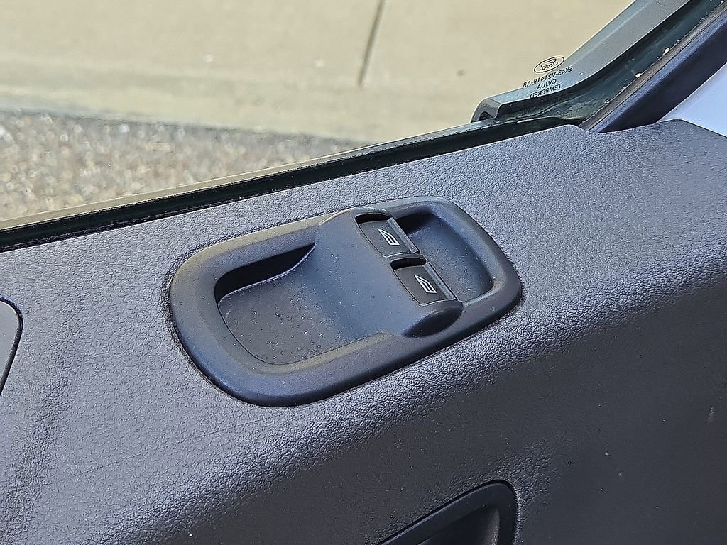 Used 2023 Ford Transit 350 XLT image 22