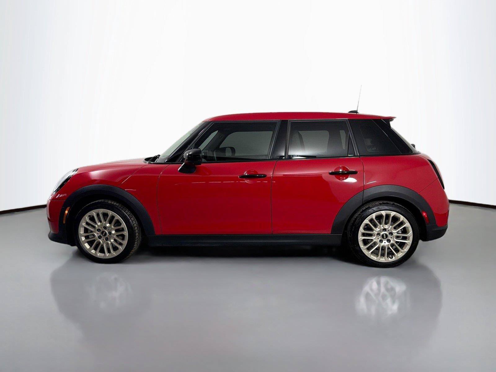 Used 2025 MINI Cooper S FWD image 8