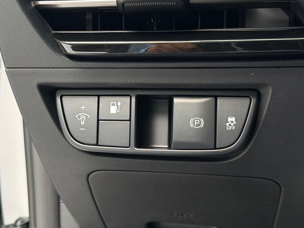New 2026 Kia EV6 Light AWD/4WD image 21