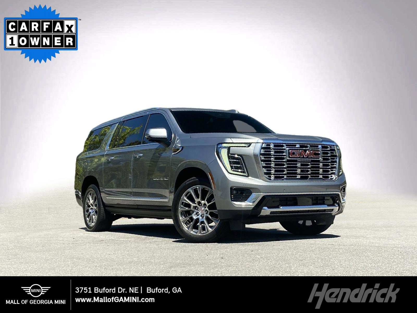 Used 2025 GMC Yukon XL Denali w/ Sun & Power Step Package image 1