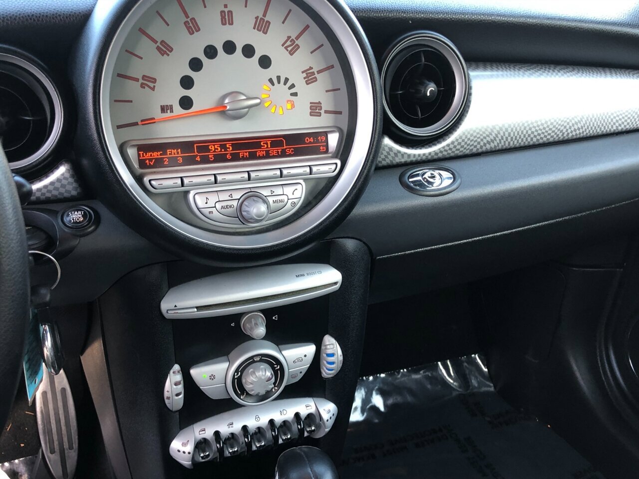 Used 2009 MINI Cooper S FWD image 15