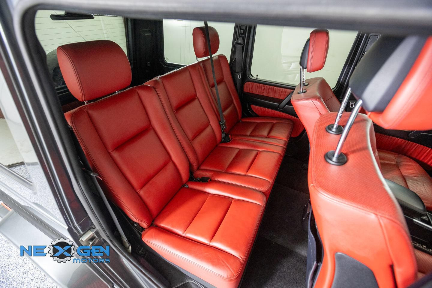 Used 2013 Mercedes-Benz G 63 AMG 4MATIC image 43