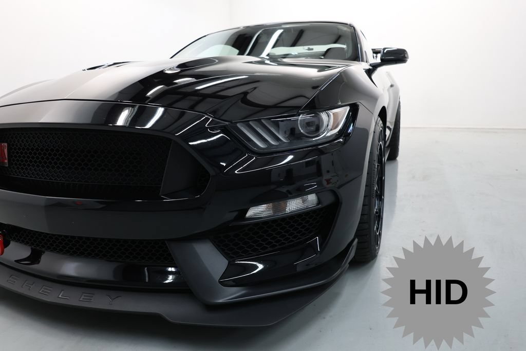 Used 2019 Ford Mustang Shelby GT350R w/ GT350R Equipment Group 920A RWD image 48