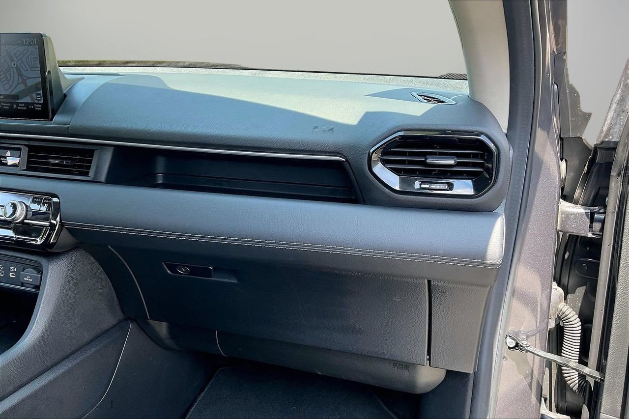 Used 2025 Honda Pilot Elite image 22