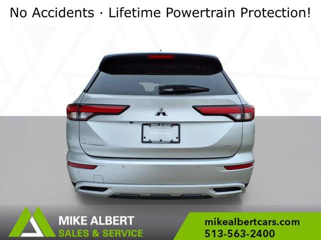 Used 2024 Mitsubishi Outlander SE image 6