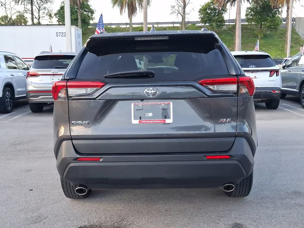 Used 2023 Toyota RAV4 XLE w/ Convenience Package FWD image 5