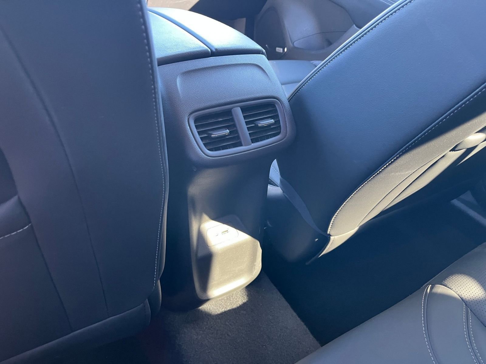 Used 2024 Buick Envision Preferred image 24