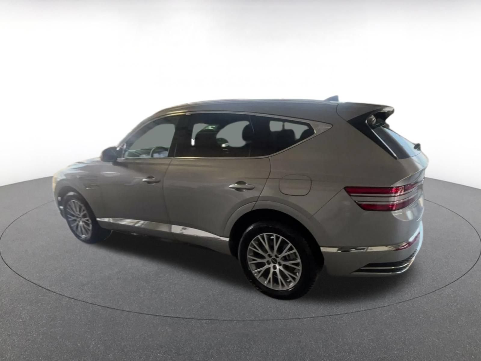Used 2026 Genesis GV80 2.5T AWD/4WD image 9