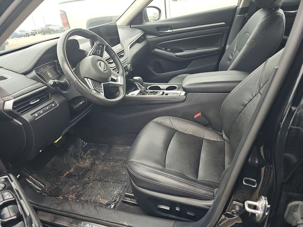 Used 2024 Nissan Altima 2.5 SL image 8