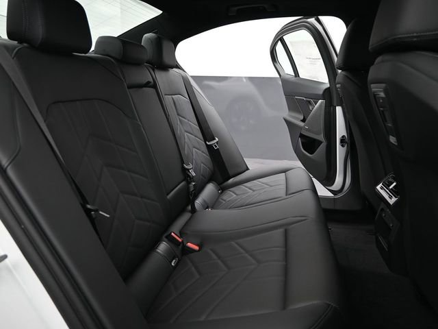 New 2026 BMW i5 eDrive40 RWD image 20