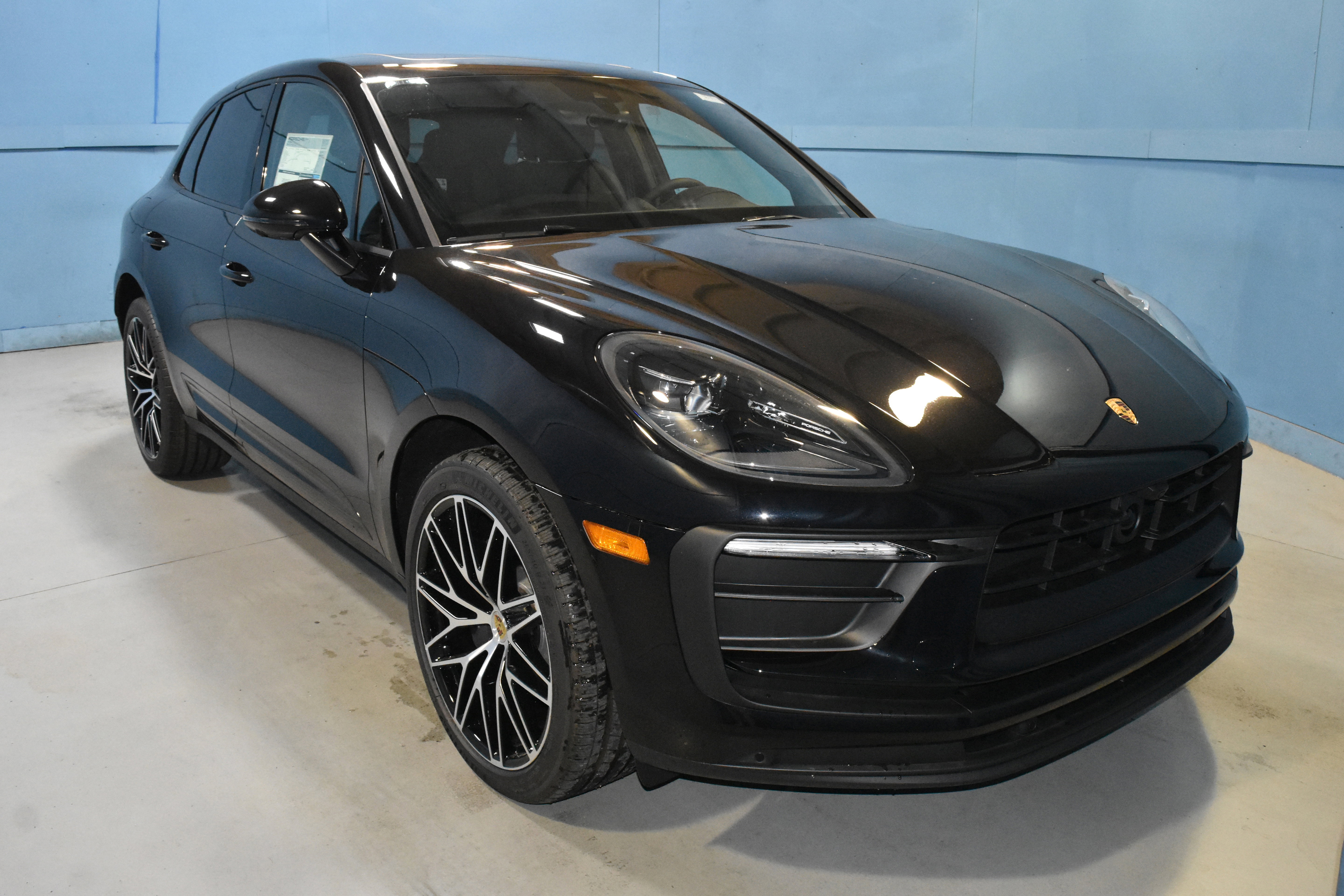 New 2025 Porsche Macan image 24