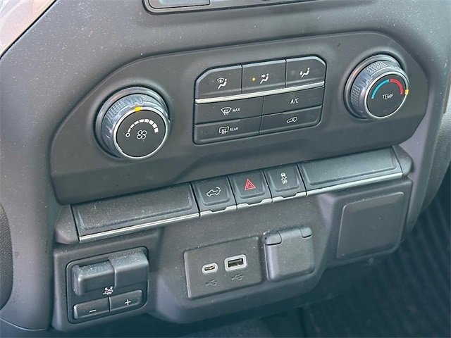 Used 2021 Chevrolet Silverado 1500 Custom image 23